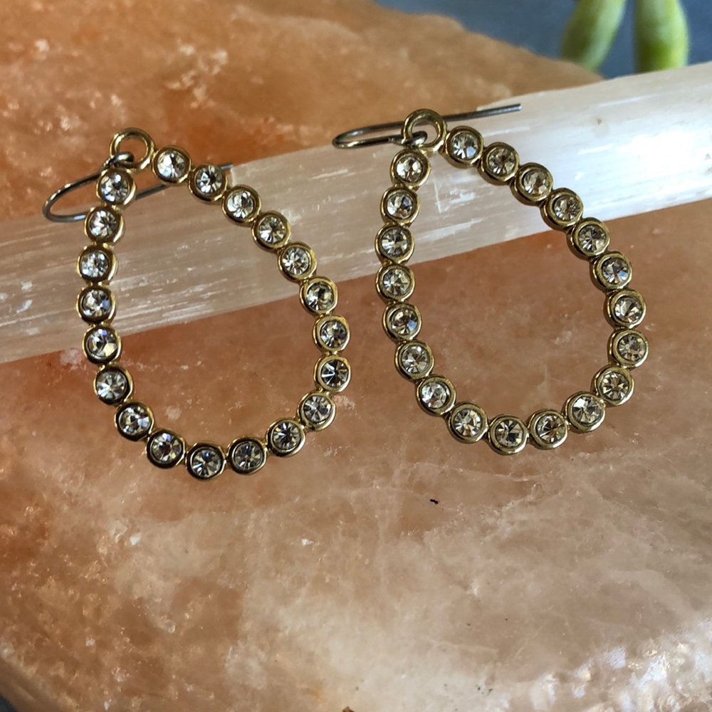 Tear drop gem earrings